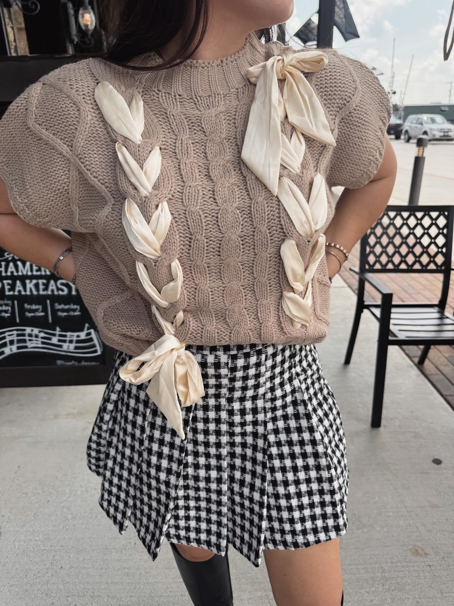 The Hartford Houndstooth Pleated Skirt