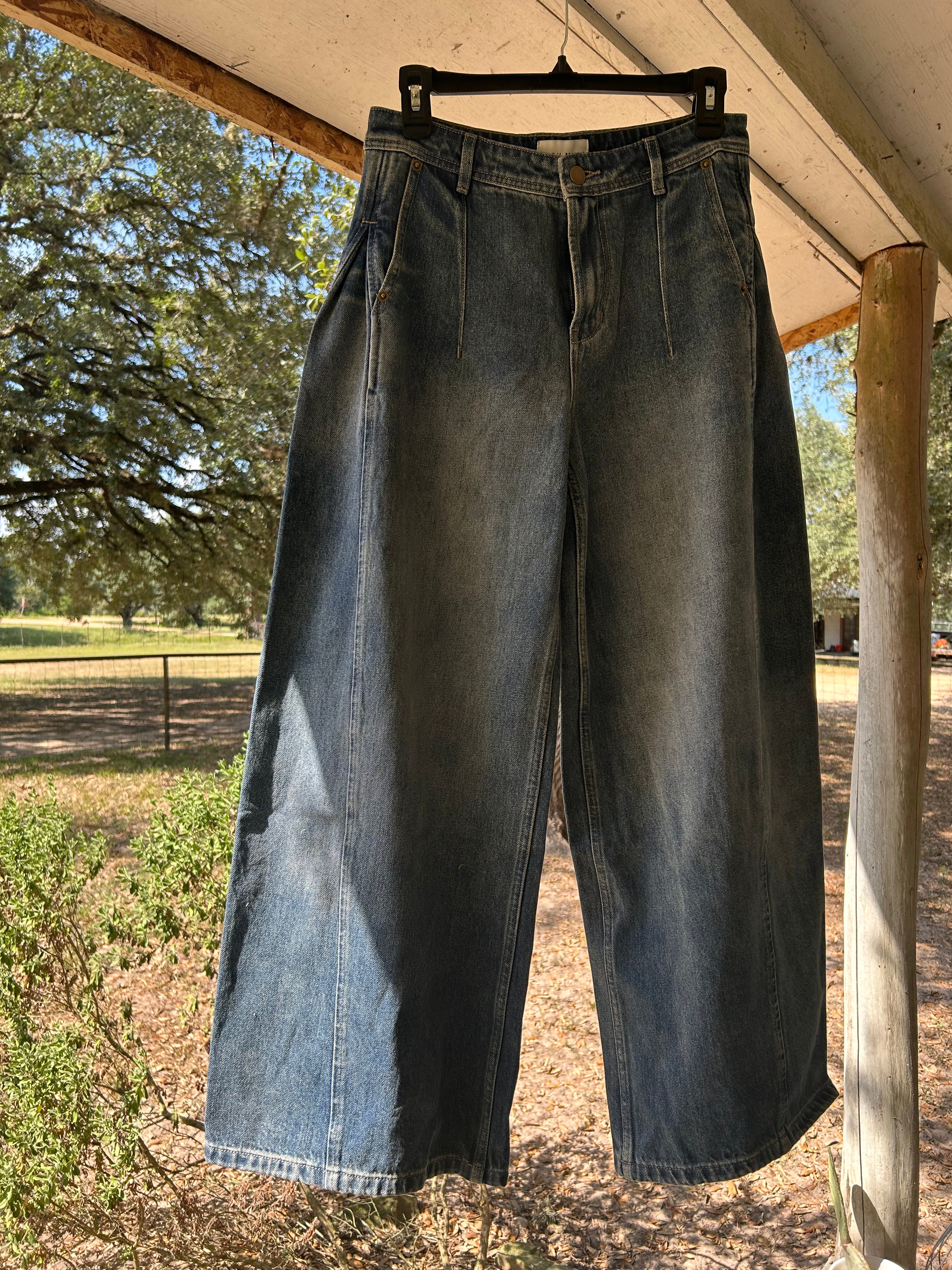 Presley Pleated Jeans