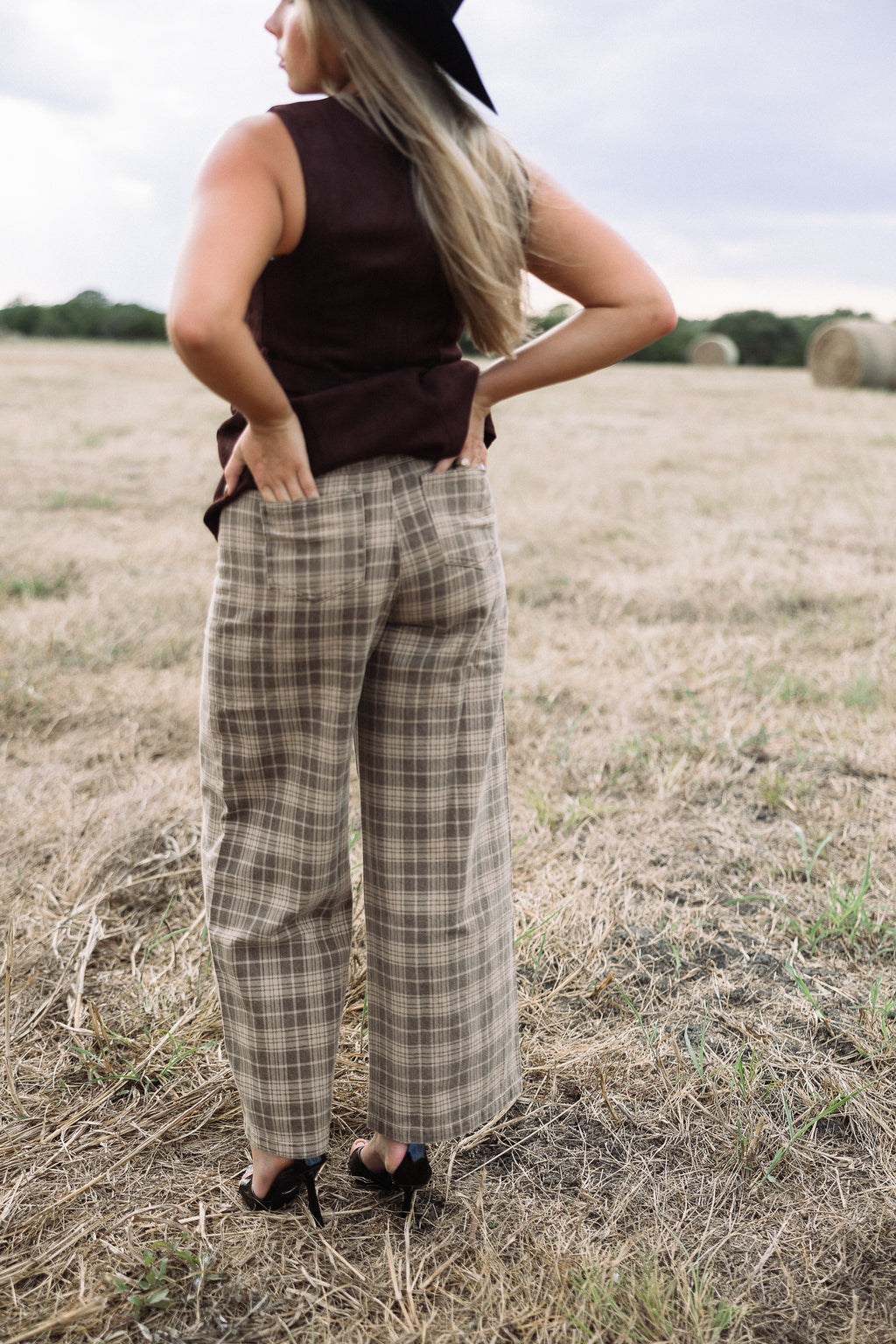 The Honey Wide-leg plaid jeans